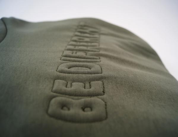 Herren Pullover 'BE DIFFERENT' 3D-Stick